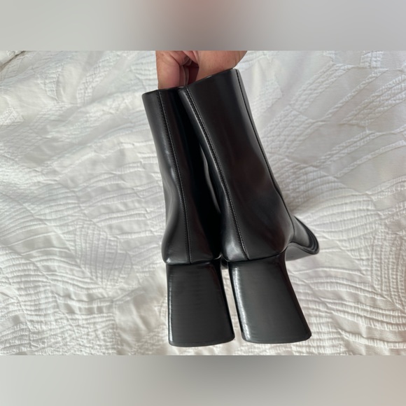 ✨SALE✨Alexander Wang Booker Square Toe Bootie ✨SALE✨ - Picture 14 of 16